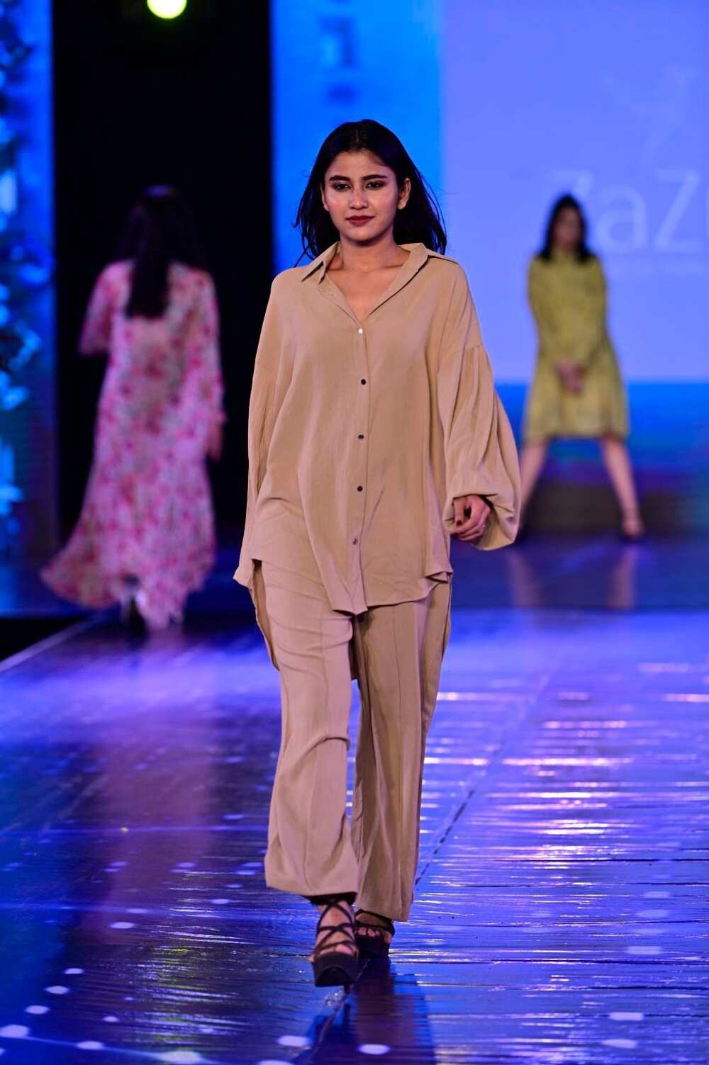 top and pant